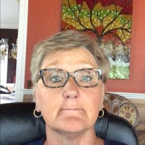 Meet your Posher, Joanne